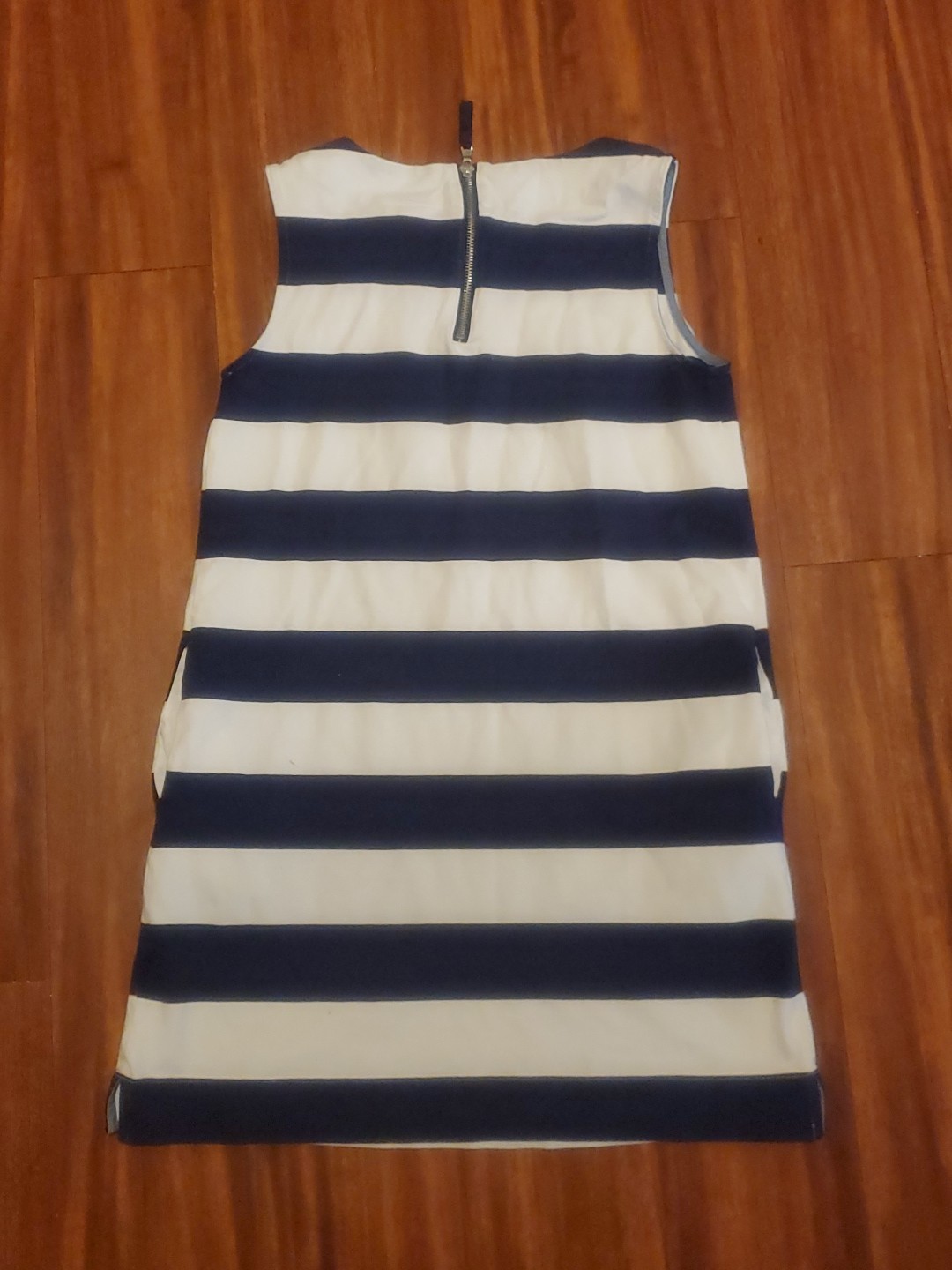 Vineyard Vines Whale Target Striped Navy White Nautical Dress WOMENS Sz M Medium