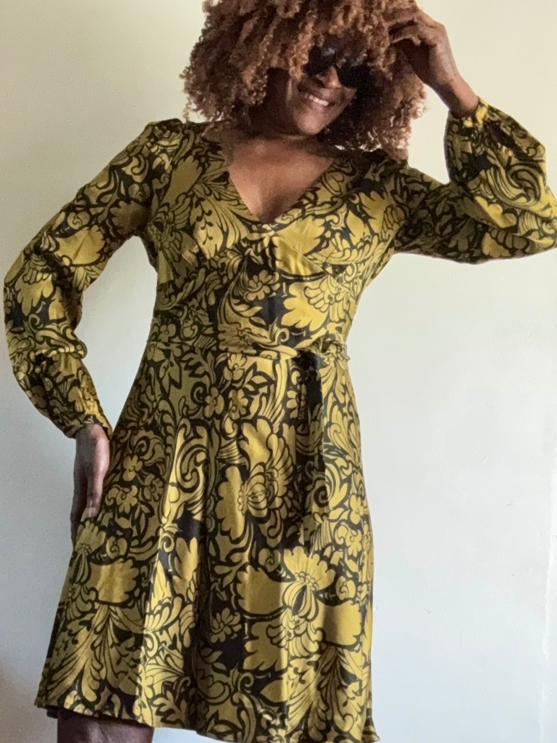 GHOST LONDON YELLOW & BLACK FLORAL PRINT LONG SLEEVES MIDI DRESS SIZE: LARGE