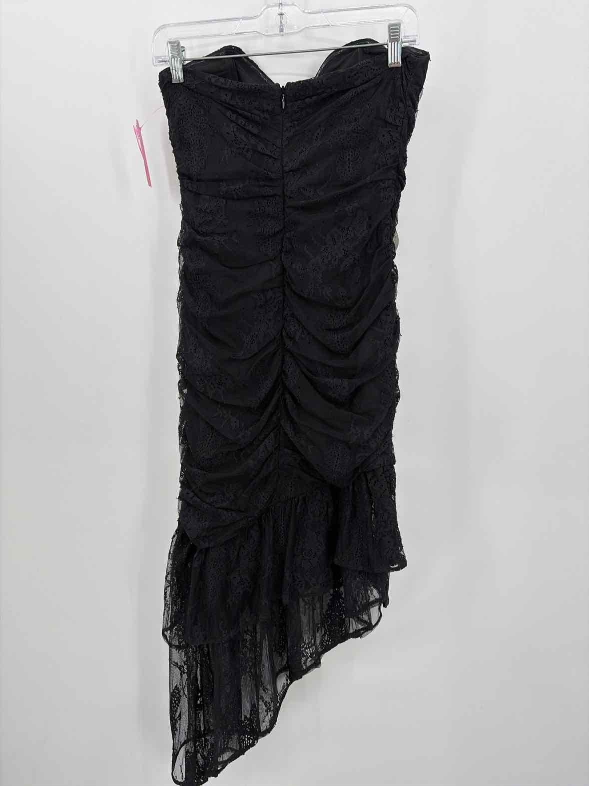 Pre-Owned Lovers + Friends Black Size Small Midi Strapless Dress