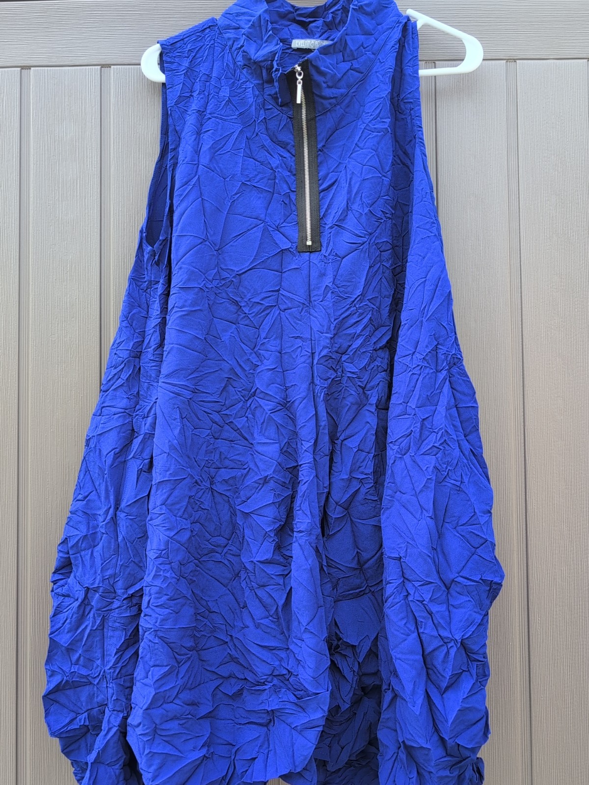 Evelyn & Arthur Blue Sleeveless Large Made To Look Dress
