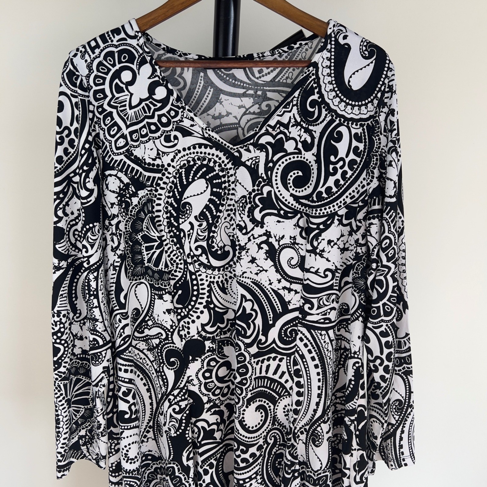 Ashley Stewart Black White Paisley Print V-Neck Long Sleeve Dress Women Plus
