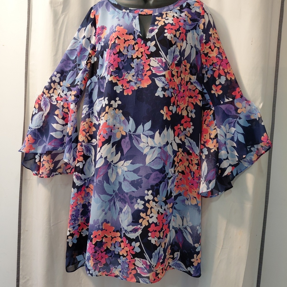 Roz&Ali Womens Purple Sheer Dress Floral Flare Sleeves Key Hole Neck Sz 14