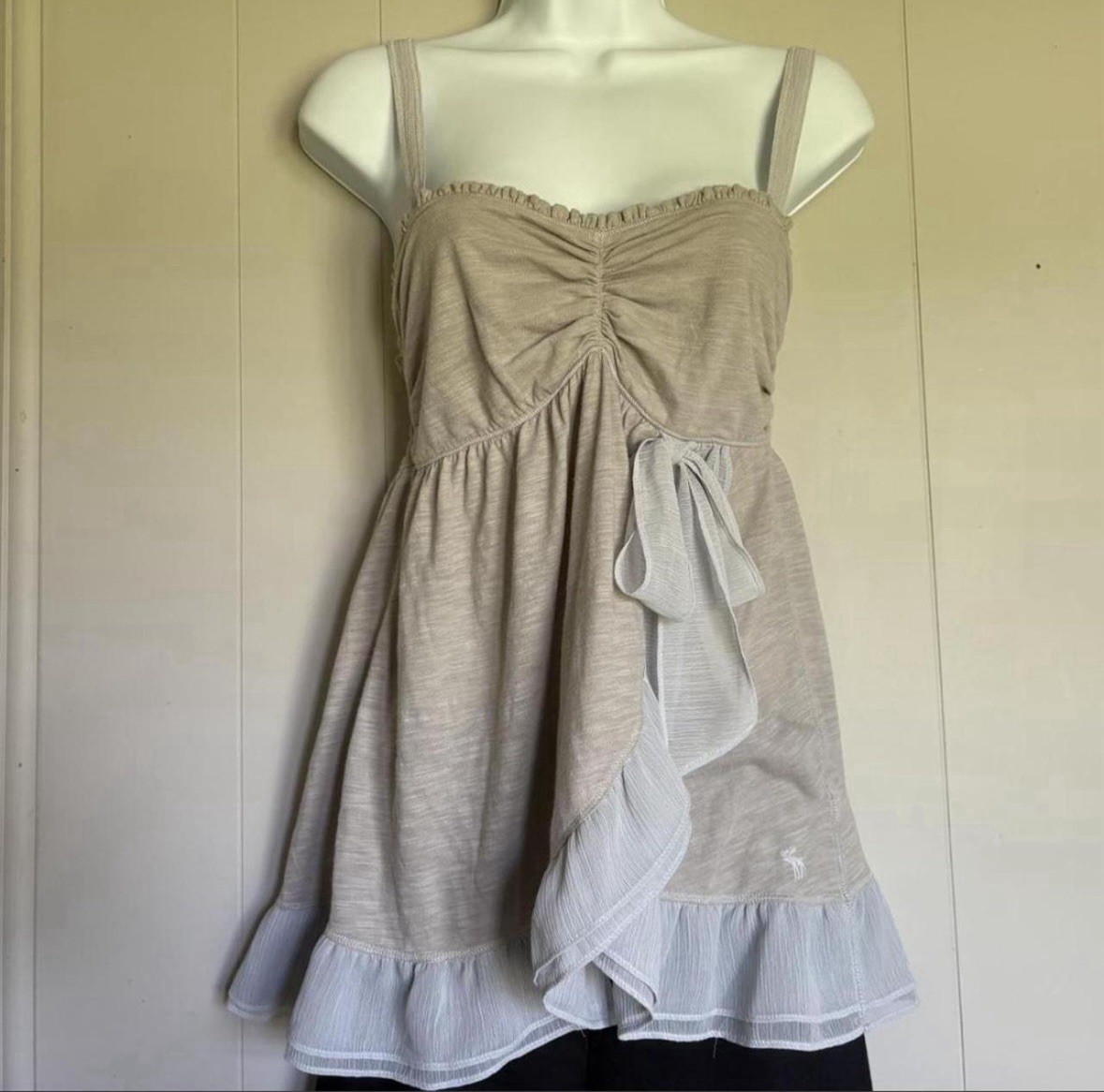 Y2K RARE Abercrombie & Fitch babydoll cami top features a baby blue ruffled mesh