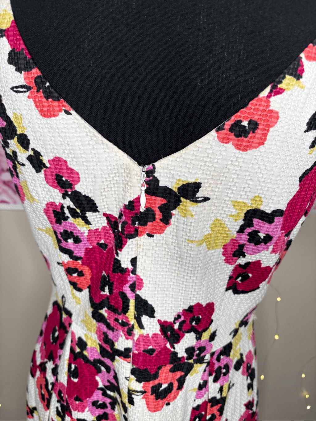 LOFT White Pink Floral Fit & Flare 100% Cotton Sleeveless Textured Dress Size 4-