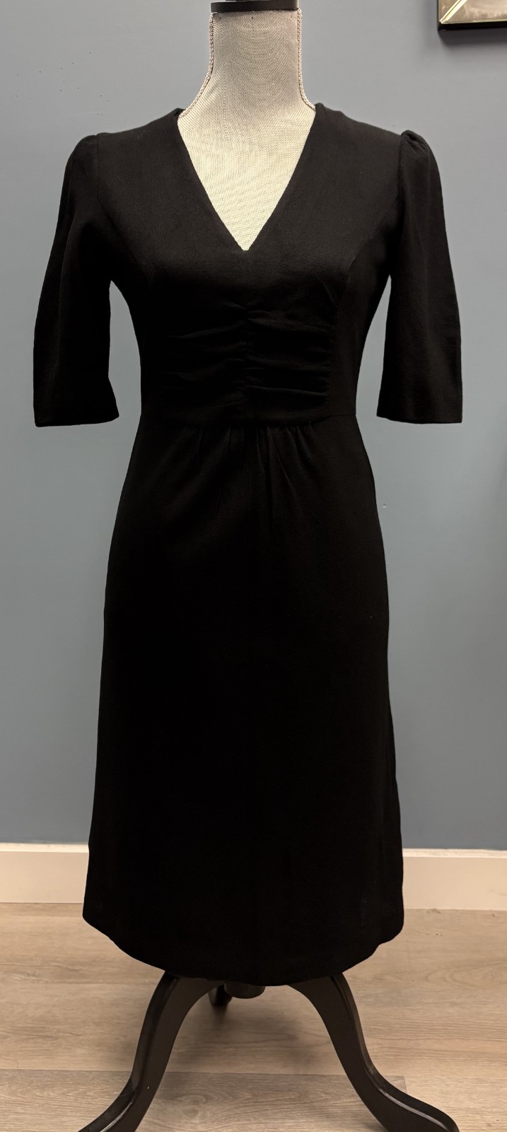 Burberry Black Sheath Dress V Neck Ruched Waist Midi Elegant Classic