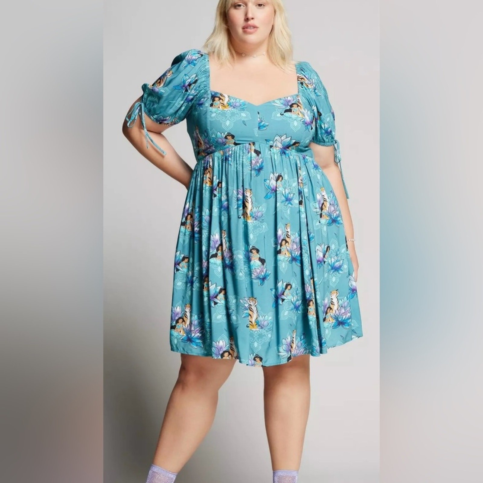 NWOT HER UNIVERSE DISNEY Aladdin Princess Jasmine Floral Midi Dress 4X