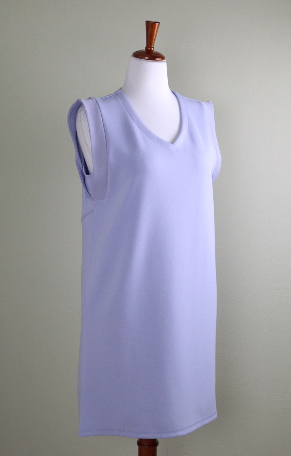 T BY TALBOTS $108 Light Neoprene Stretch Casual Shift Dress Size Medium