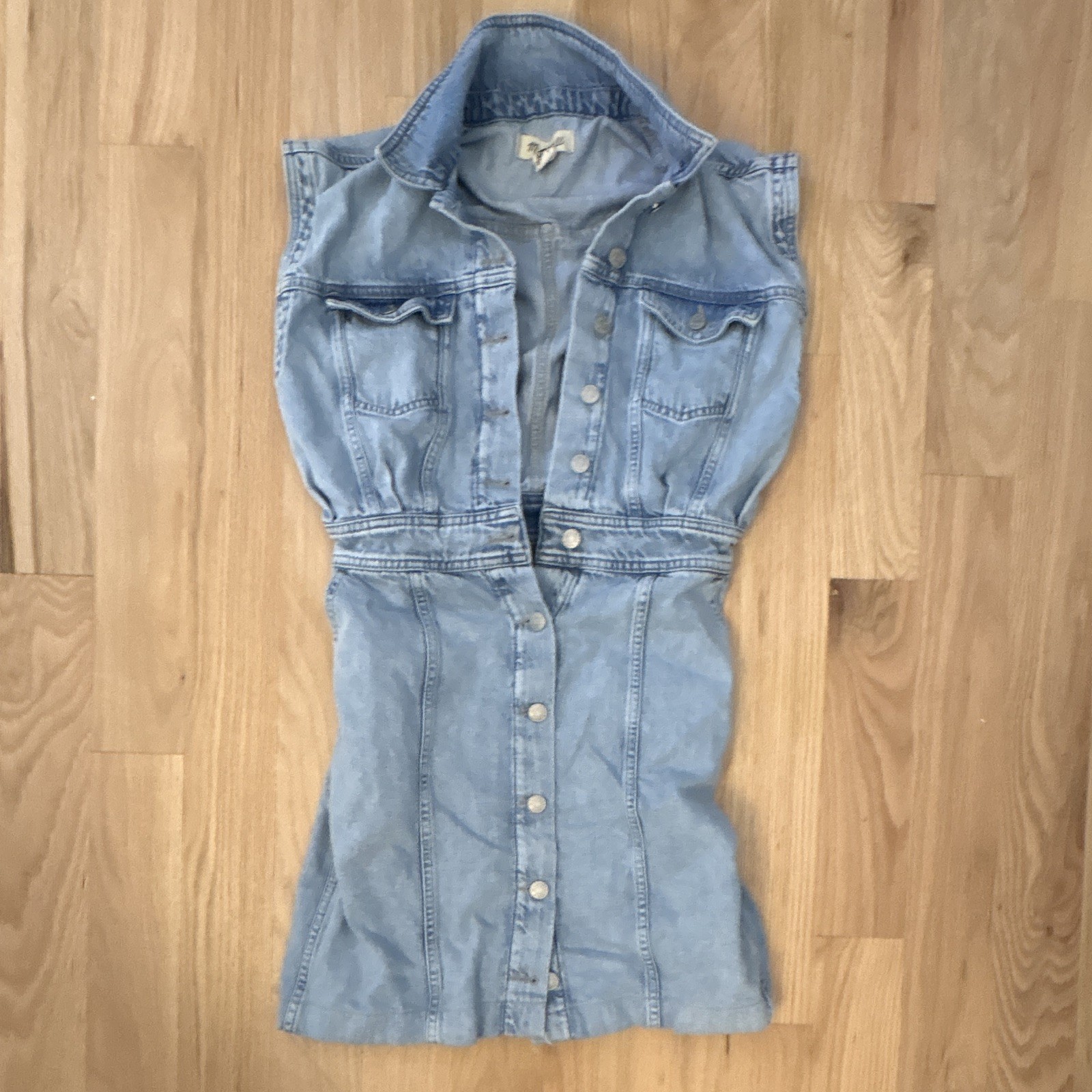 Madewell Women’s Blue Denim Sleeveless Button Front Shirt Dress Pockets Size 2