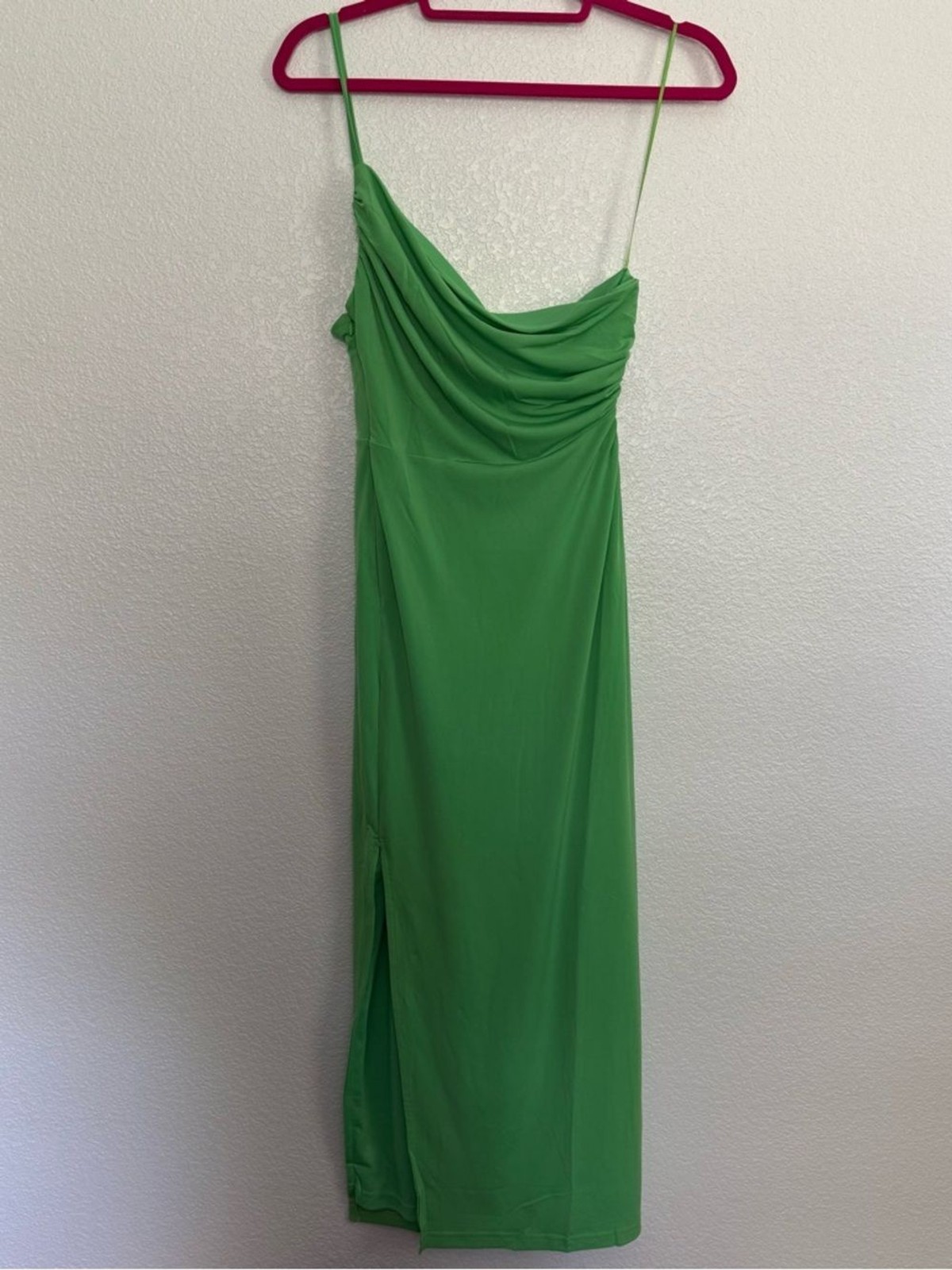 NWT Olivaceous One Shoulder Side Cutout Midi Dress in Green Large