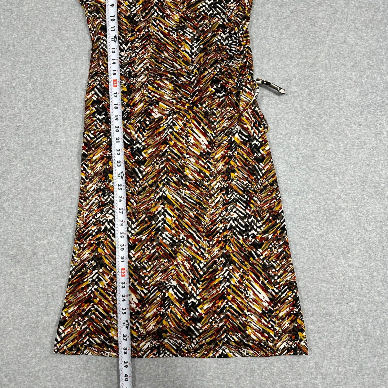 Elementz Women’s Size Petite Medium Multicolor V-Neck Short Sleeve Dress