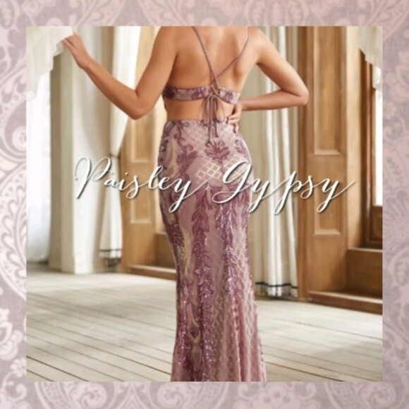 Premium Brand And Quality Special Event Maxi Dress in Blush Pink