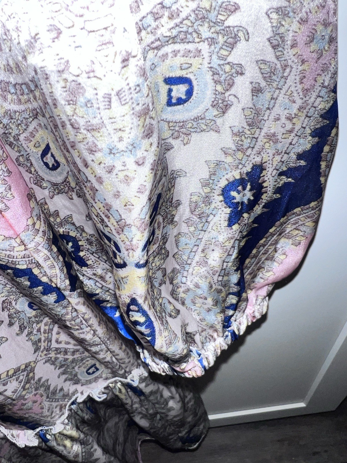 Lola Australia Silk Tiered Medallion Print Dress Size XS, Pink, Blue Long Sleeve