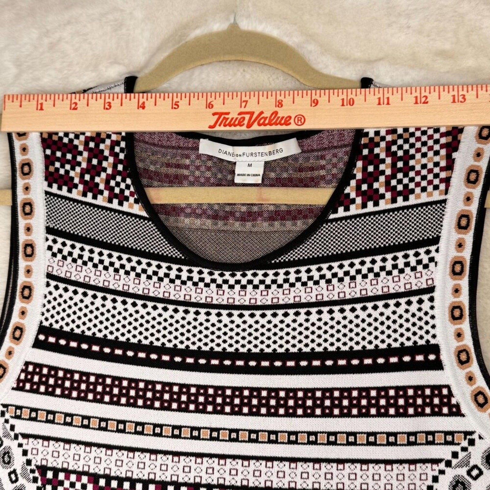 Diane Von Furstenberg Geometric Print Knit Dress Size M
