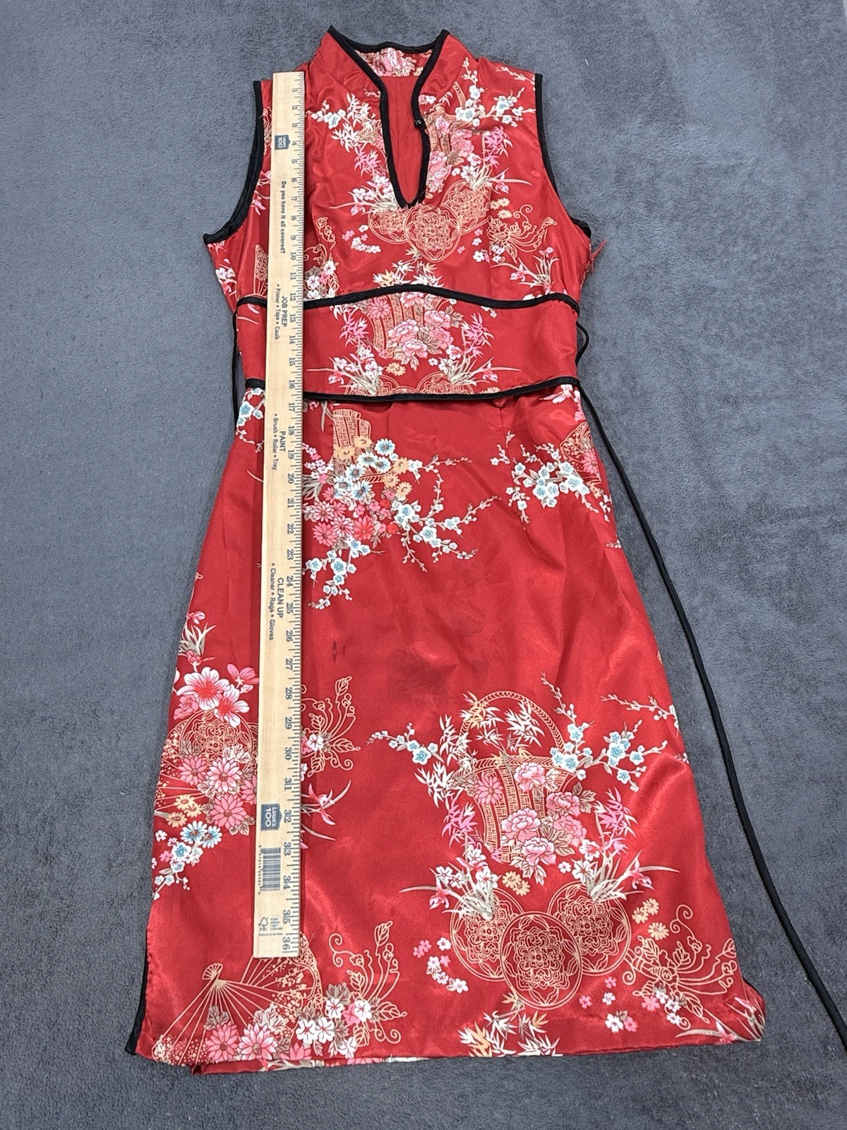 Red Asian Chinese Cheongsam Style Dress Up Women’s Size 8 Floral Satin Damaged