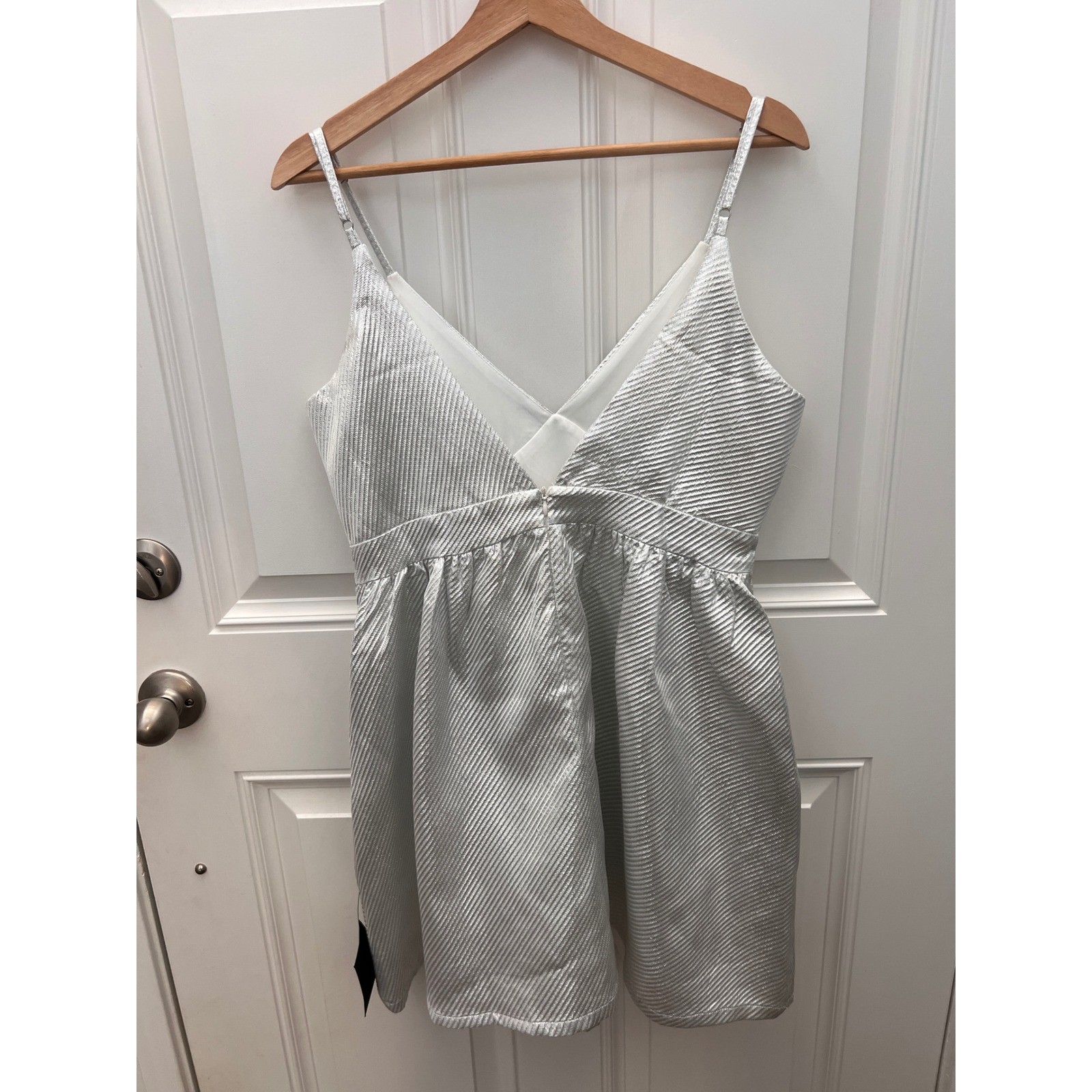 Lulus Silver Metallic Textured Mini Dress Surplice V-Neck Cocktail Party Large