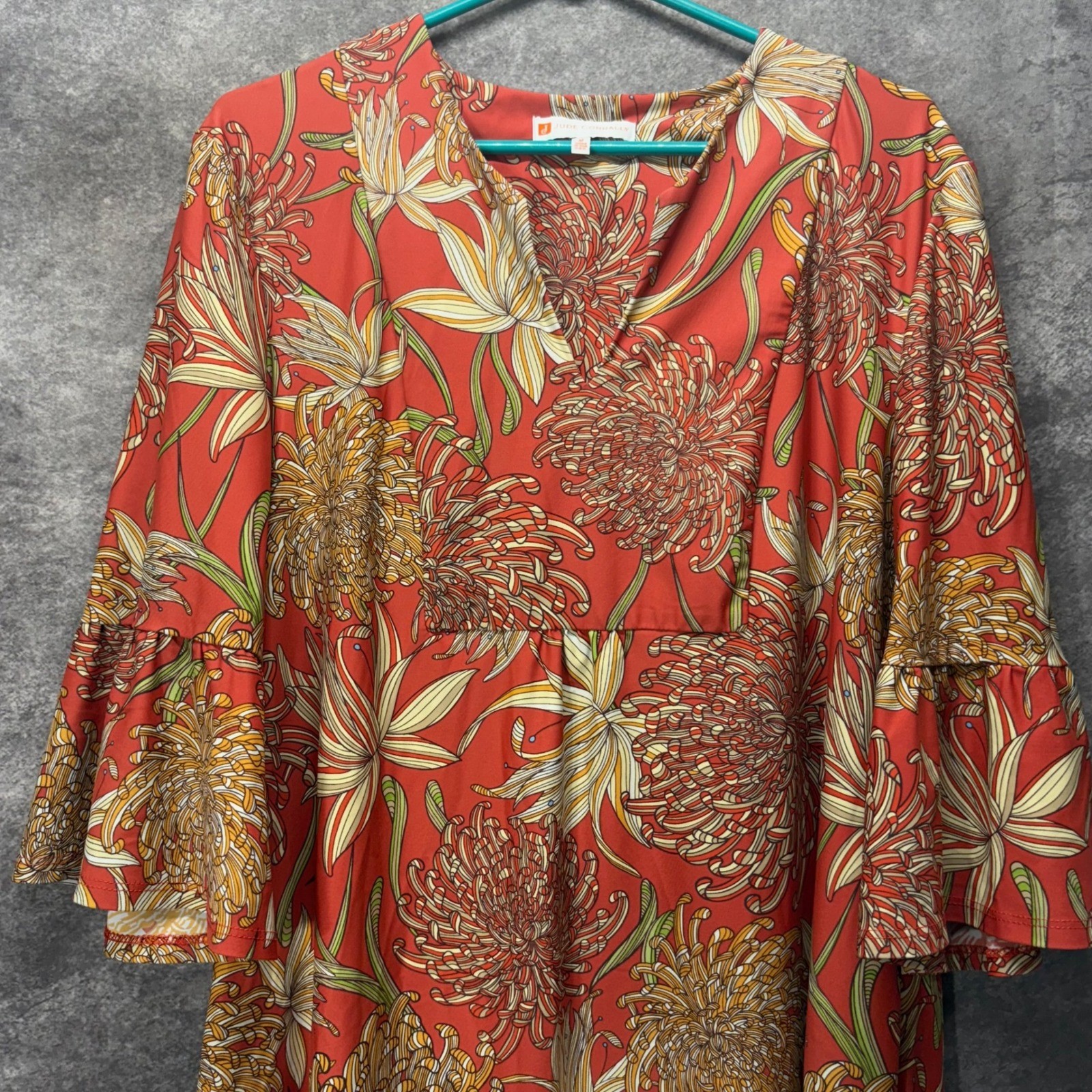 Jude Connally Kerry Shift Dress Size M Red Tan Floral Bell Sleeve Jude Cloth