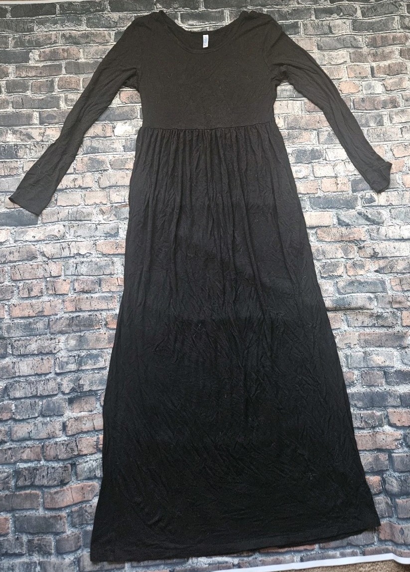 VIISHOW Black Maxi Dress Size Large Goth