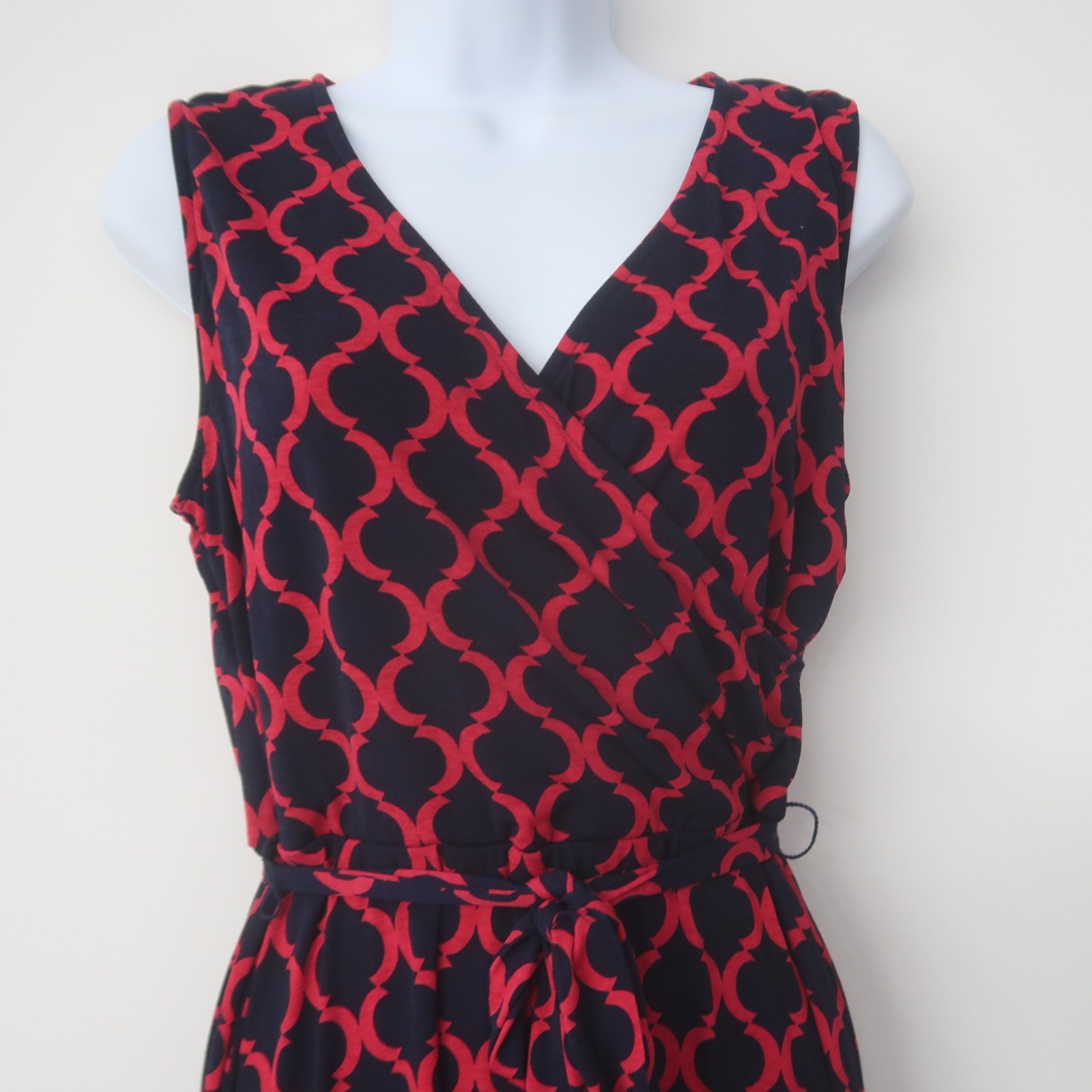 41 Hawthorne Faux Wrap Dress Size Medium Stretchy Knit Non Wrinkle Travel Mod