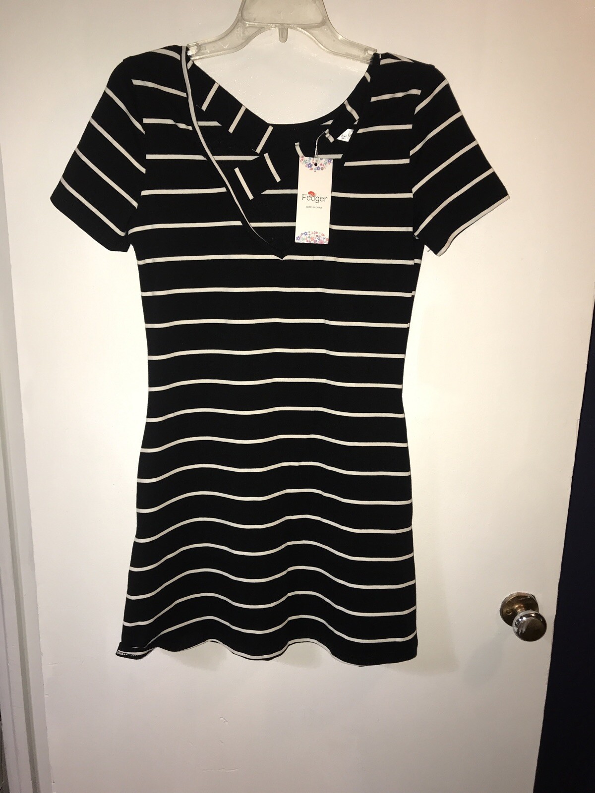 Feager Women’s Black &White Striped Dress Top Criss Cross Back Sz Small New
