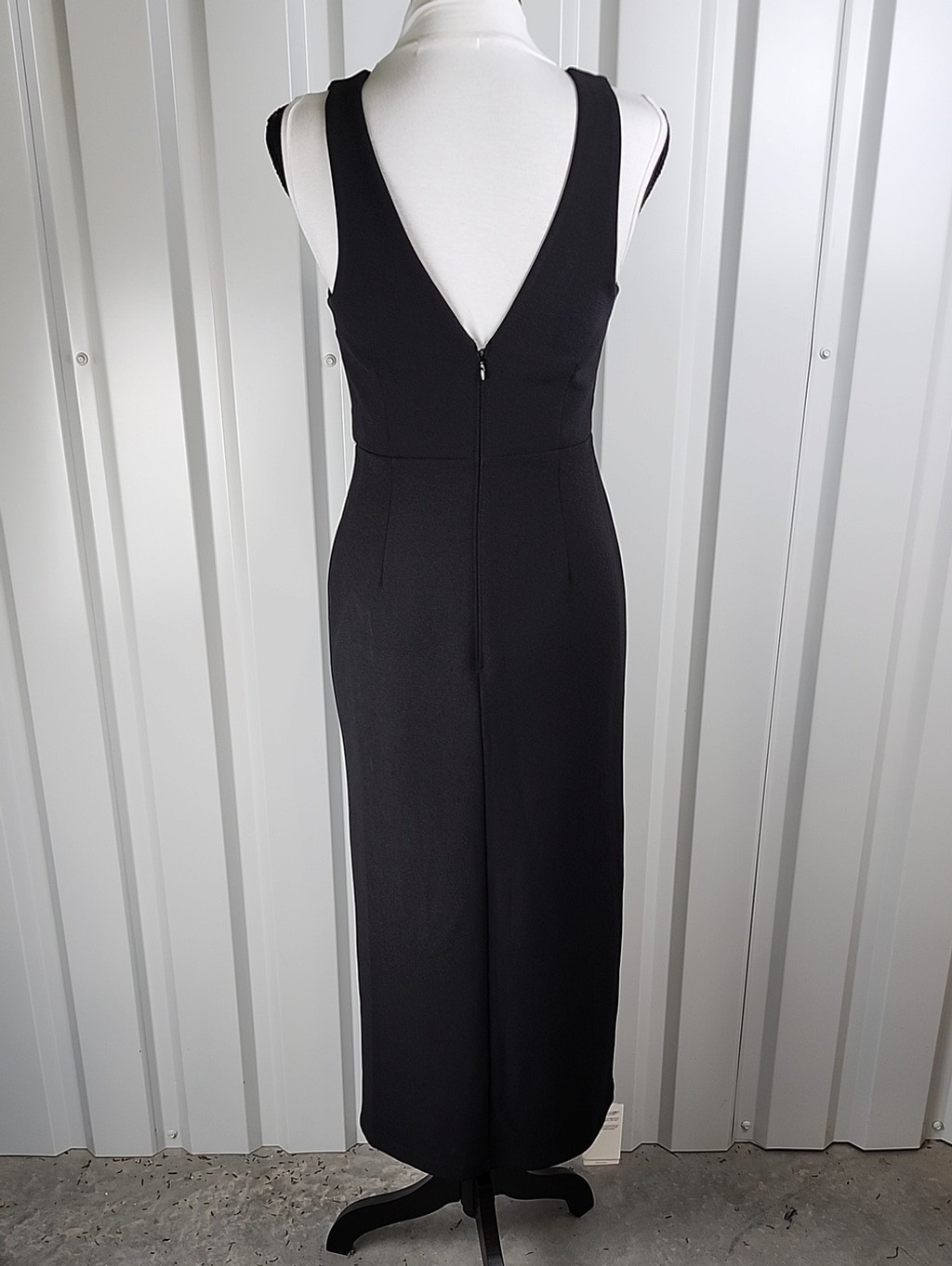 Abercrombie & Fitch Black Sleeveless Plunge V-Neck Midi Dress Med NWT Asymmetric