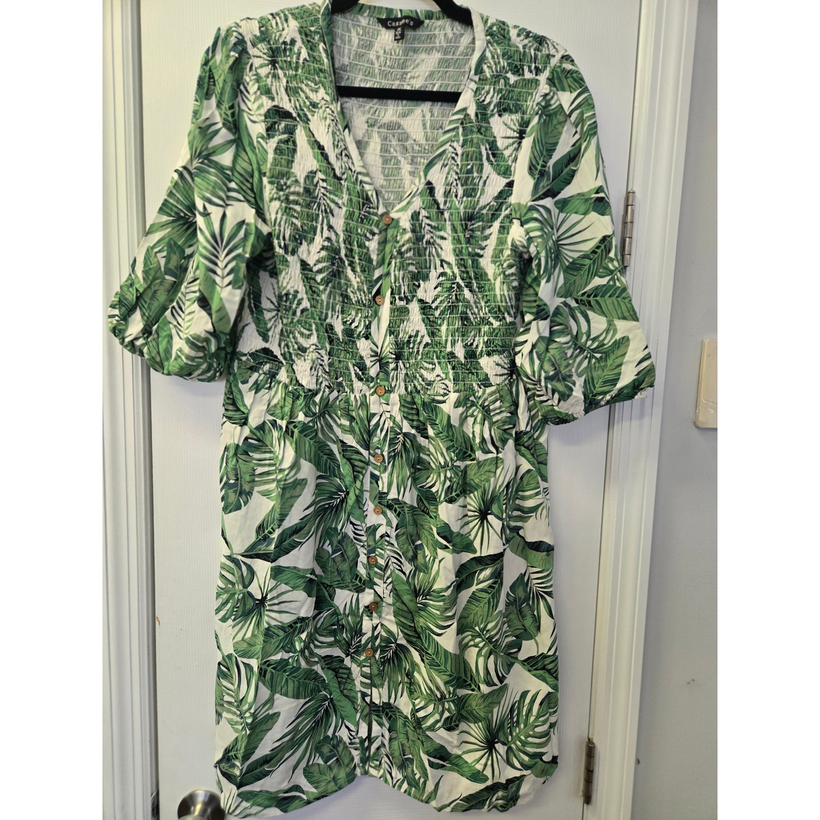 Cassees Plus 1X Green Tropical Palm Leaf Smocked Button Front Dress Resortwear