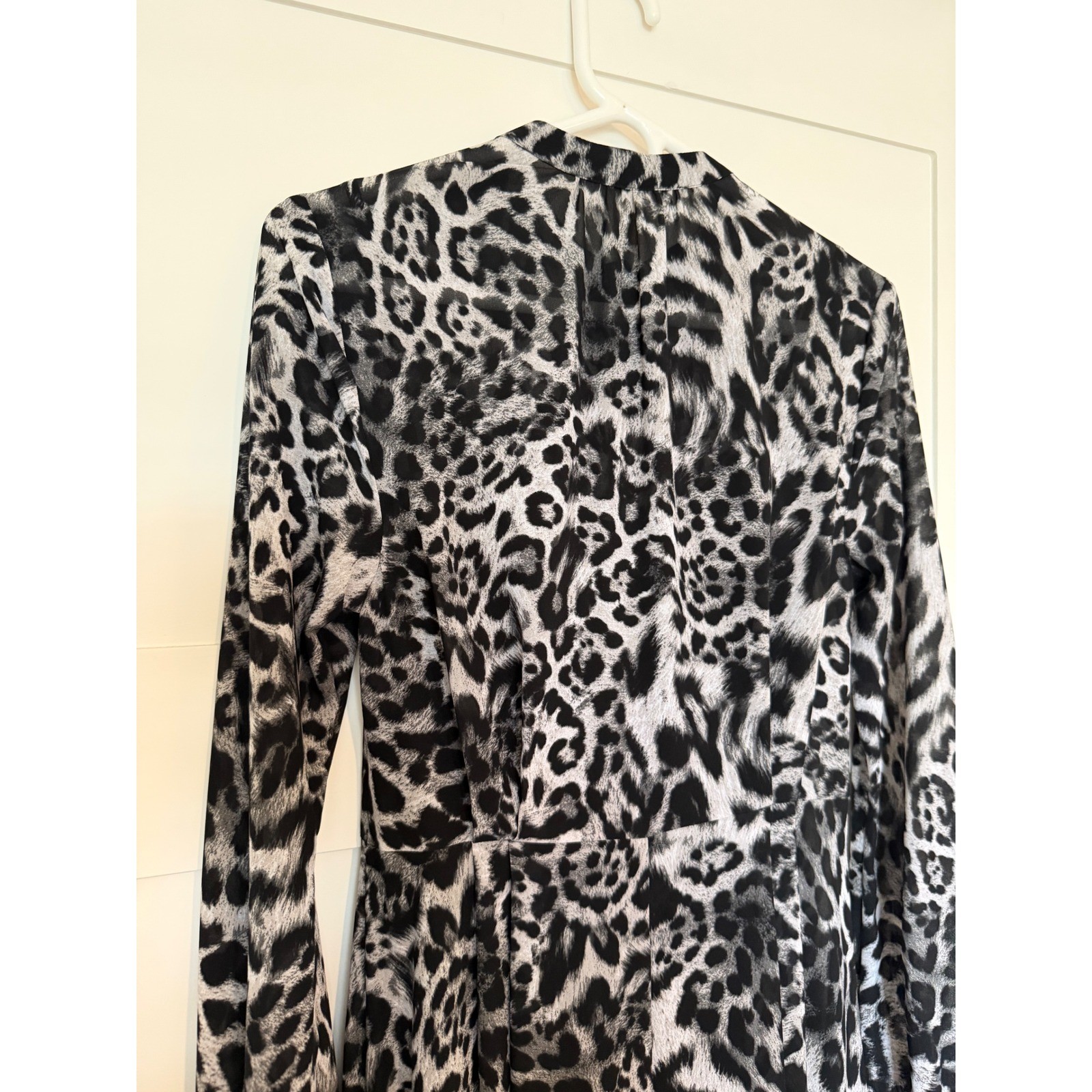 Michael Kors Leopard Print Maxi Dress Grey Black Chiffon Tie Neck Chic S