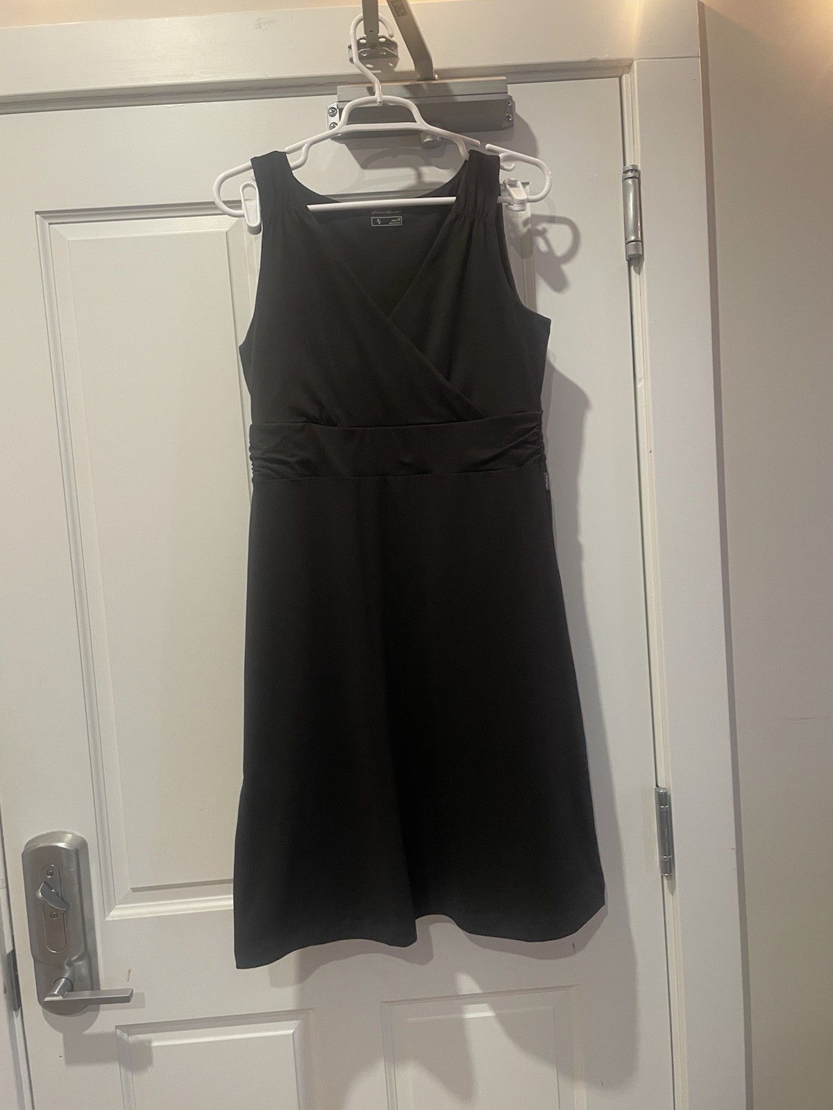 Eddie Bauer Black Aster Crossover Moisture Wicking UPF Rated Dress Size M