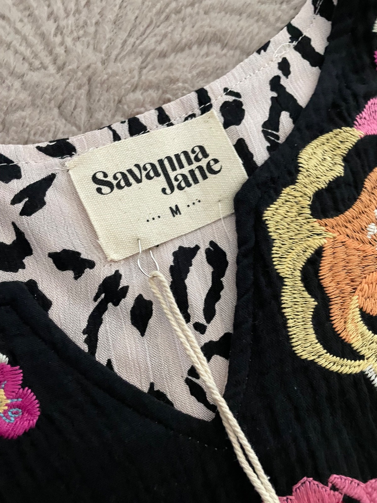 Savanna Jane Leopard Print Tunic w/floral embroidery Size M – NWT