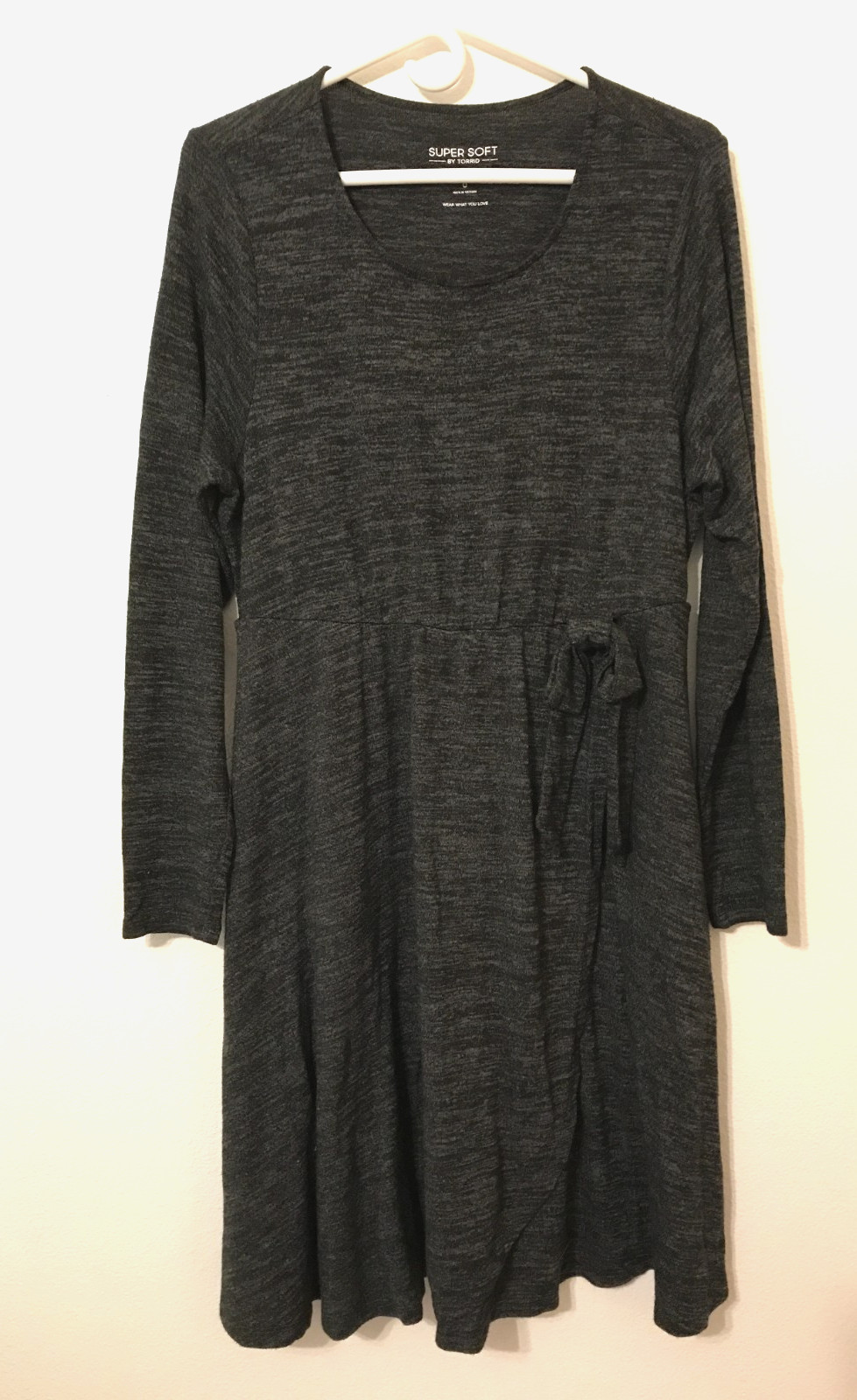 Torrid Super Soft Dress Size 0, Large 12 At The Knee Hacci Faux Wrap Gray