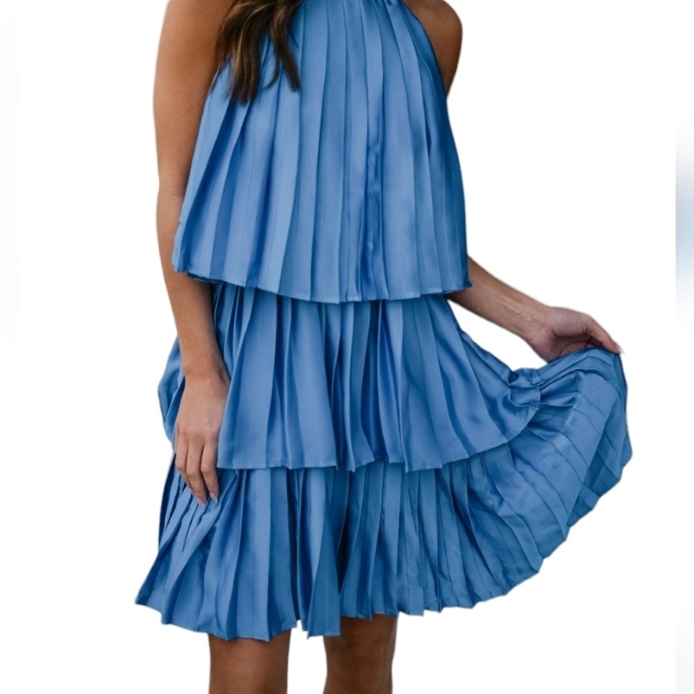 Halter Neckline Pleated Tiered Flowy Sleeveless Mini Dress Size M