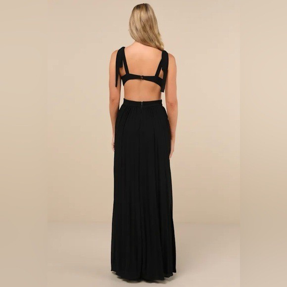 NWT Lulus Black Pleated Backless Maxi Dress – XL