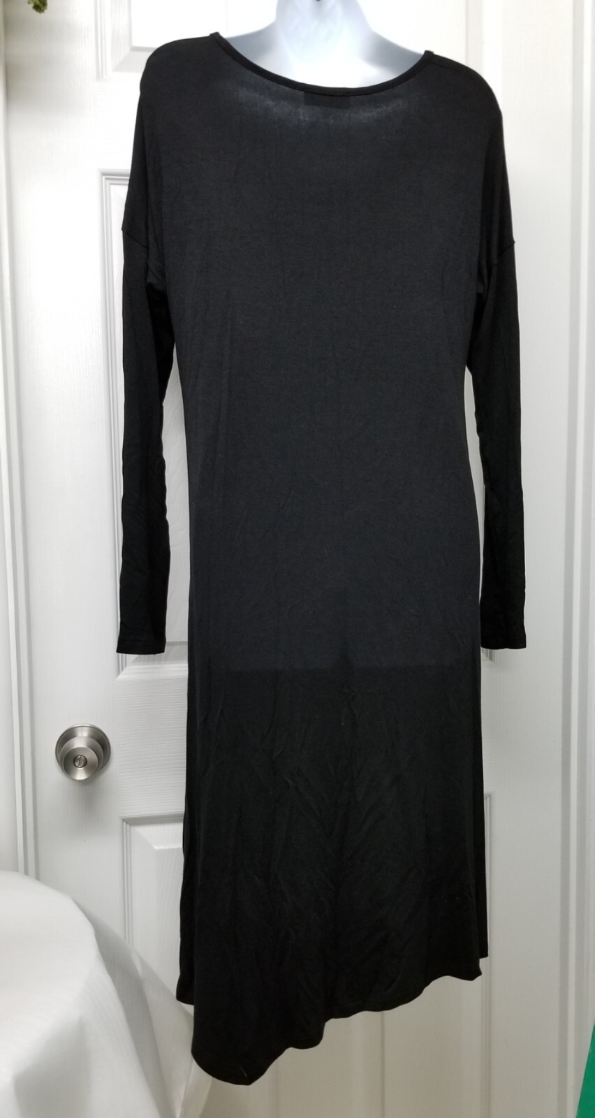 Urim, 24 Seven Dresses