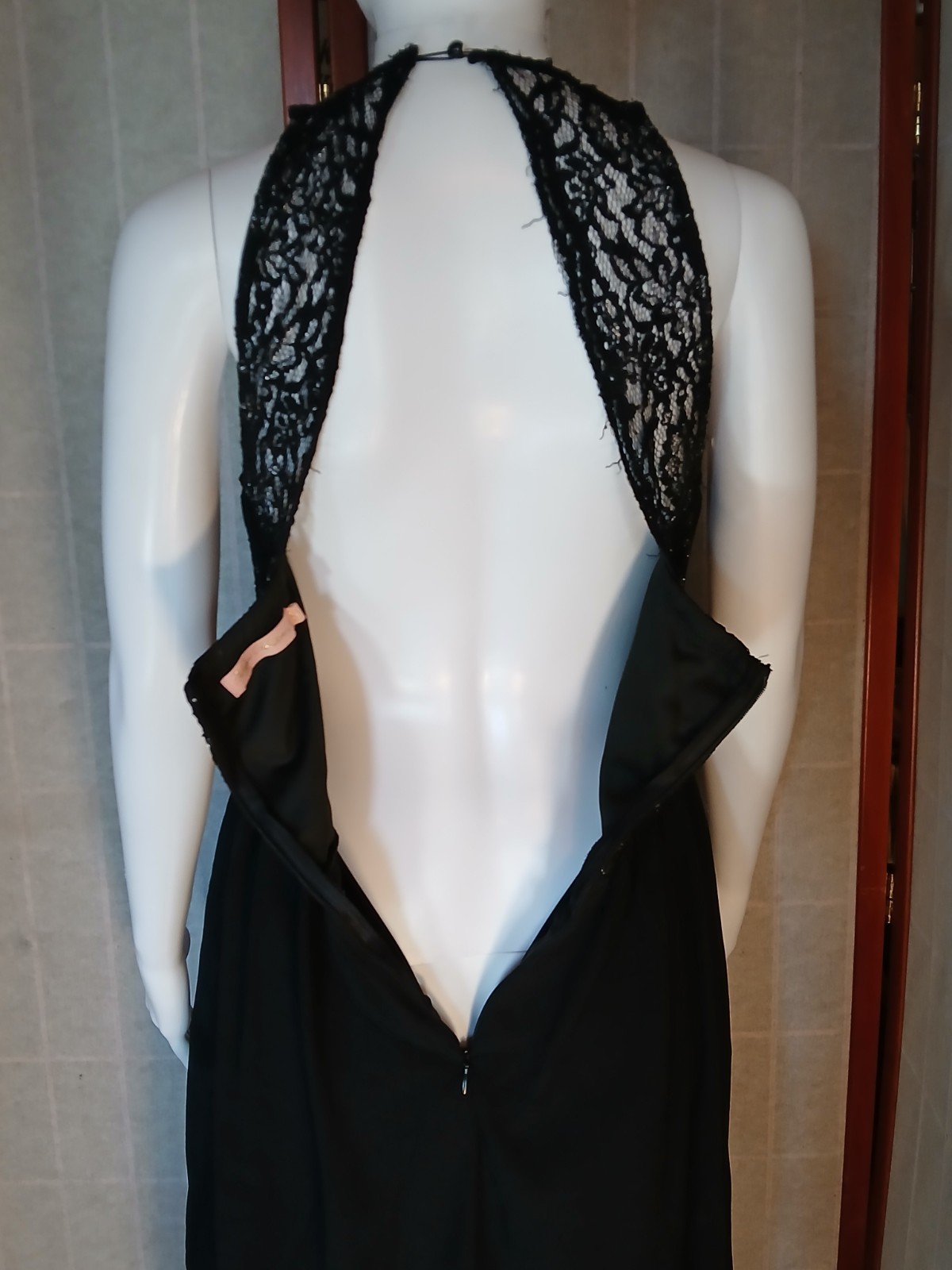 Mujer Moderna Size Medium Black Evening Dress Sequin Beaded Waist Sparkled Top