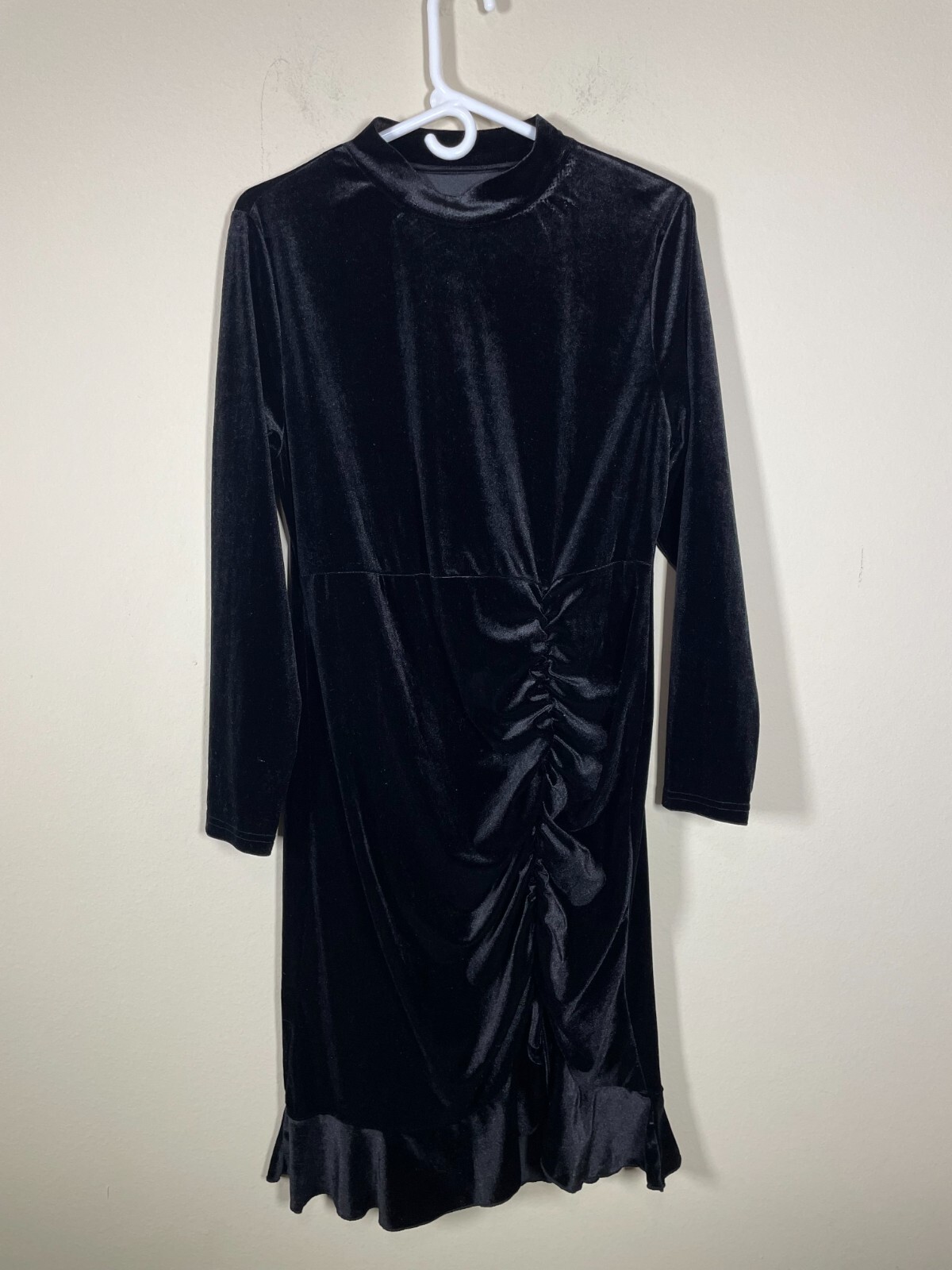 Shein Curve Women’s Black LS Velvet Cinch Side Dress 2XL Runs Like a L Cocktail