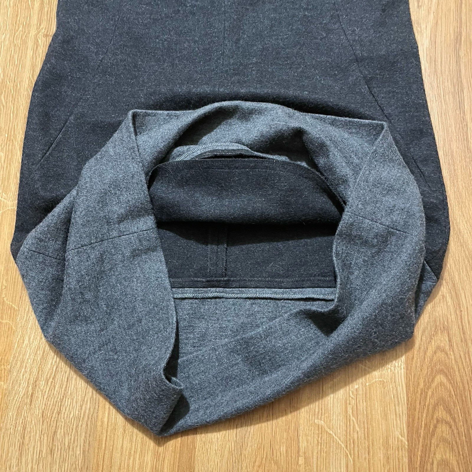 Vince Wool Shift Grey Black Color Block Dress 2 Pockets Casual Elegant Goth Chic