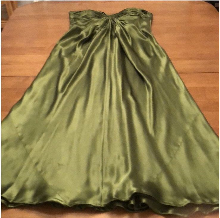 without tags Laundry by Design 100 Silk Nude Rusched Empire Lined Formal G2U