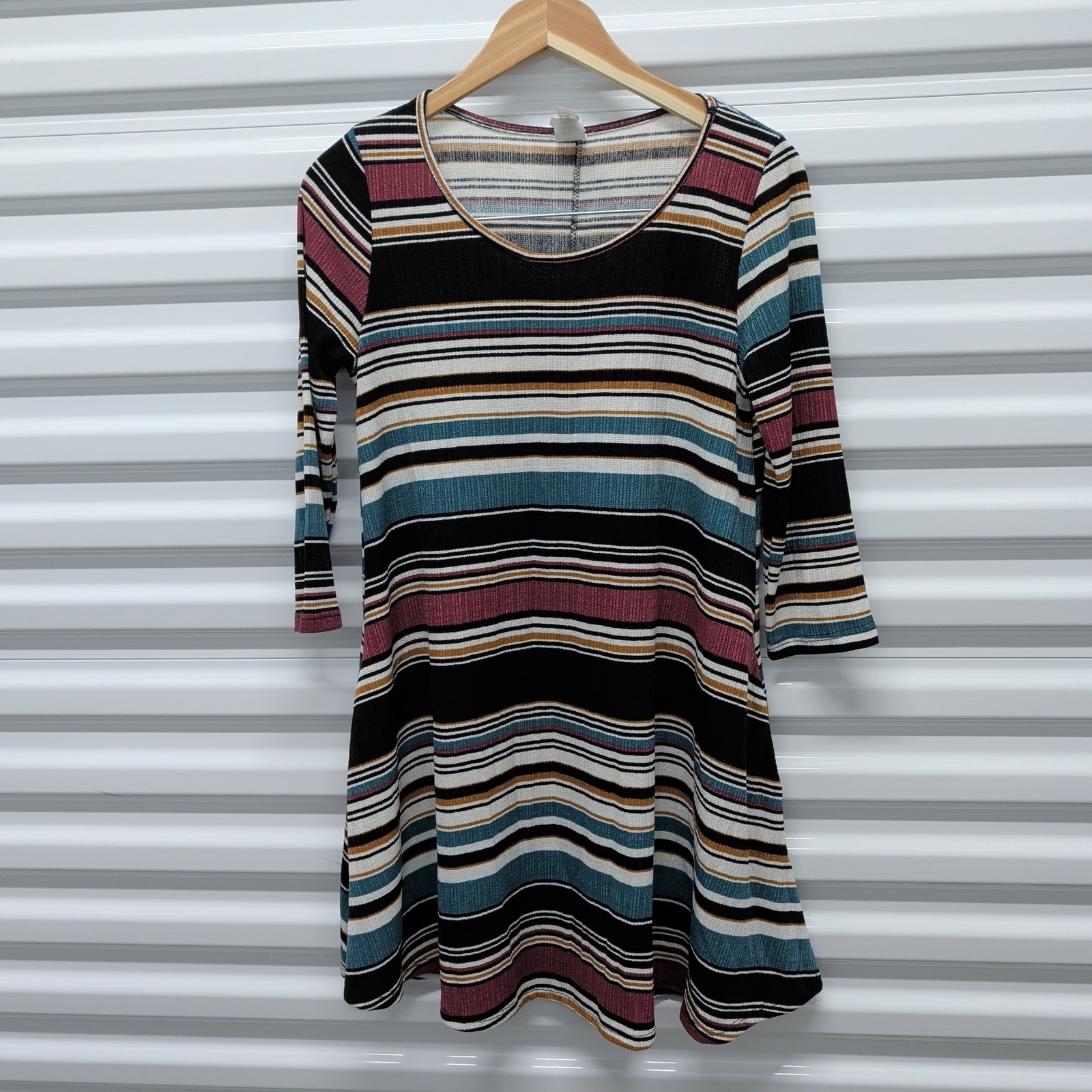 Lovely J Size M Women Multi-Color Striped Ribbed Knit Tunic Mini Dress 3/4 SL