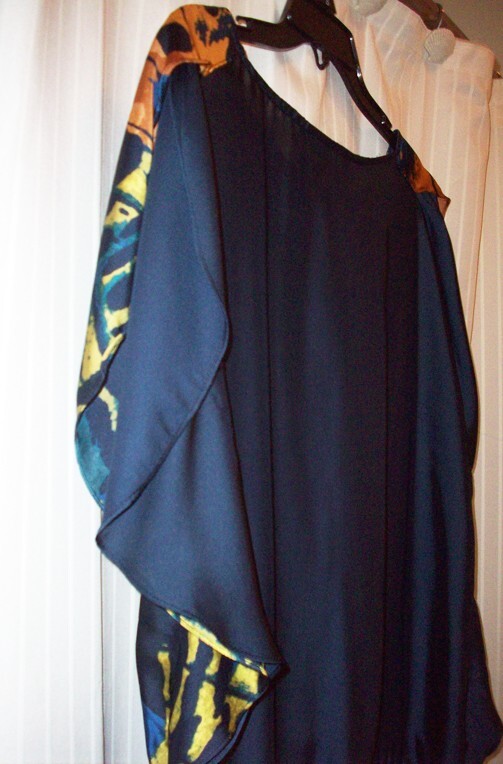 EXPRESS Butterfly Print Satin Flutter Sleeve Blouson Navy Blue XS Mini Dress EUC