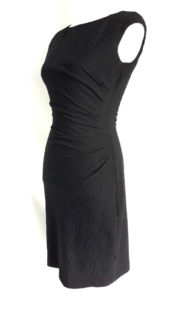 Chaps Size 4 Side Pleated Sleeveless Stretch Sheath Dress Textured Fabric Black