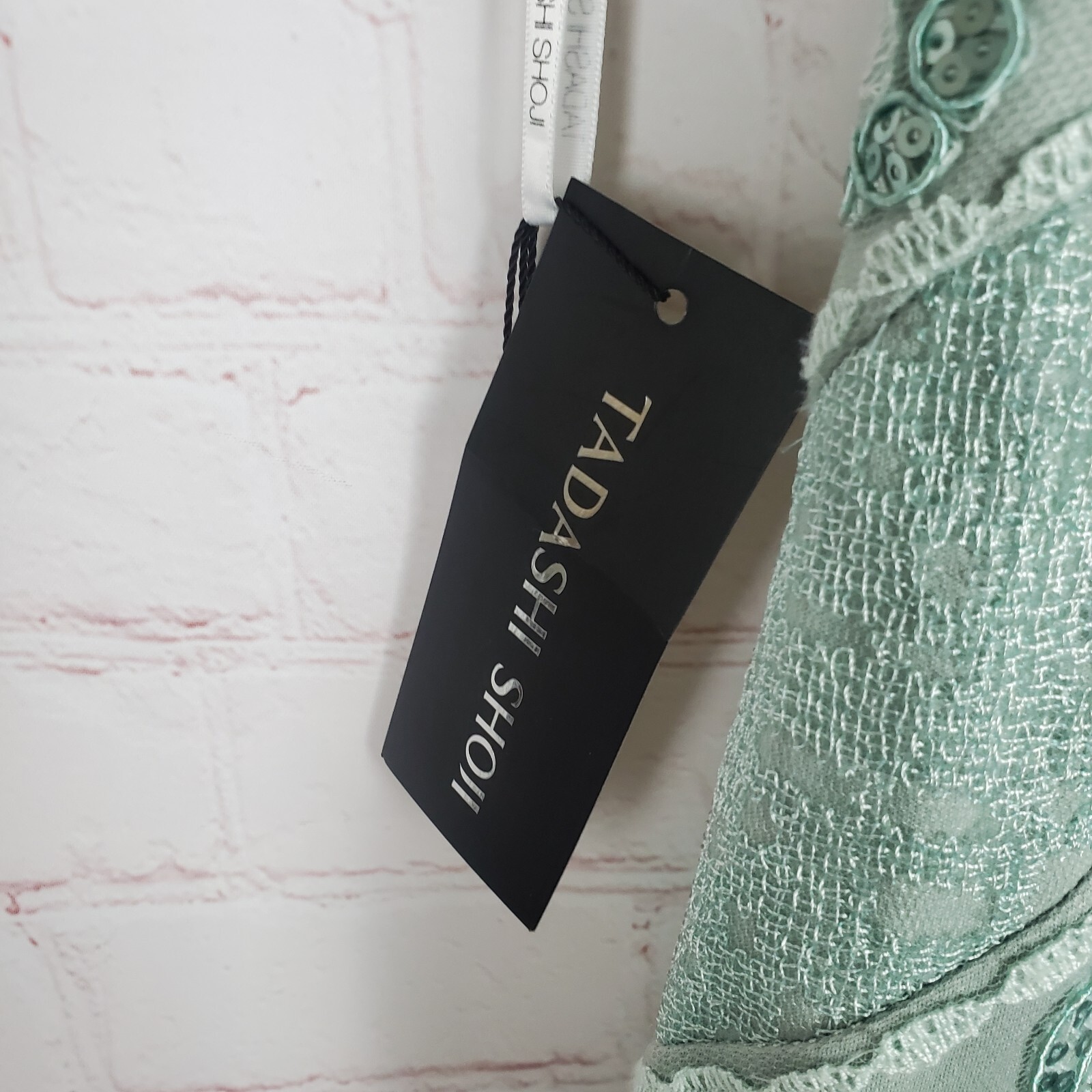 NEW Tadashi Shoji V Neck Sequined Sheath Cocktail Dress Sz 14 Frosted Jade Maia