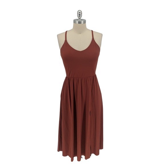 00222 Women’s Nylon Athletic Dress Brown size Medium athleisure workout outdoors