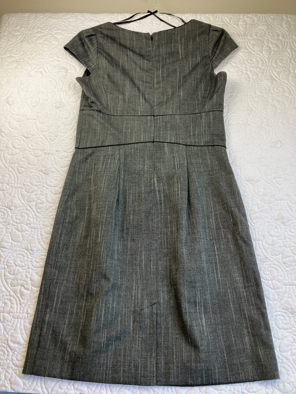 Worthington Womens sz 8 Grey/Black Cap Sleeve Fitted Sheath Dress