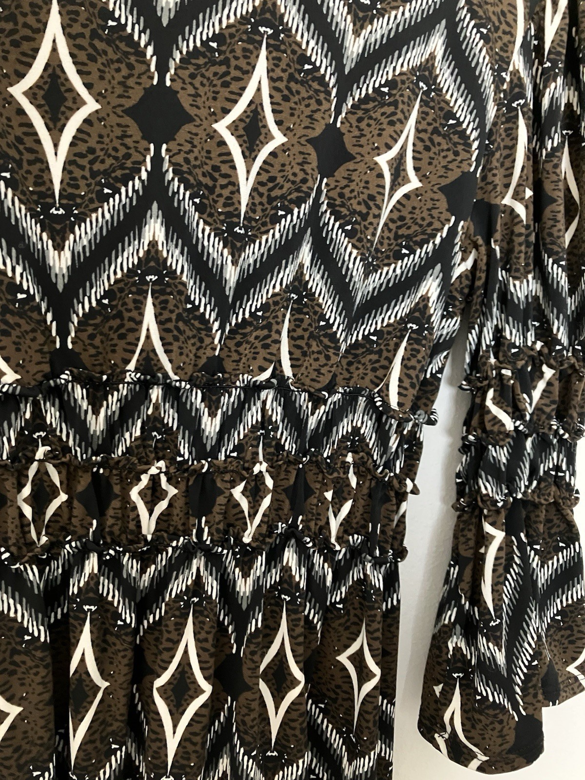 Max Edition Petite MP Brown Black Geometric Smocked Bell Sleeve Dress Midi