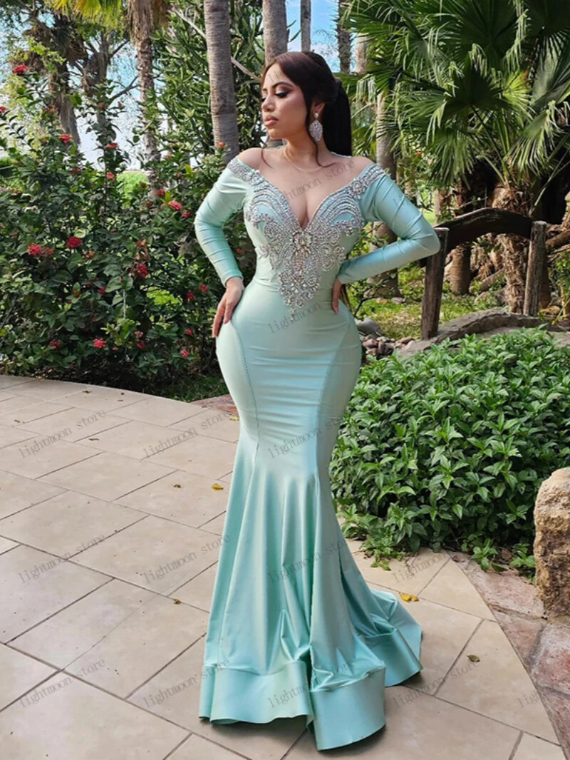 Glitter Evening Dresses Vintage Beading Appliques Sheath Mermaid Backless Robes