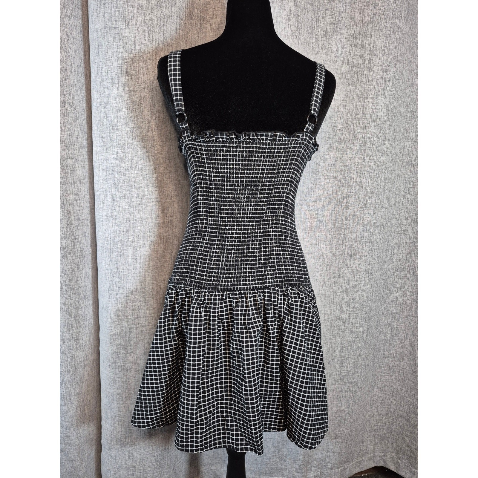 Hearts & Heels Smocked Gingham Mini Dress Black White Stretch Cottagecore Grunge