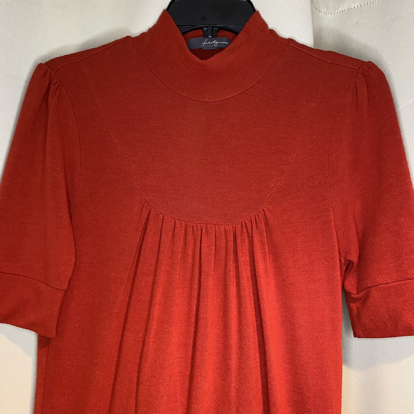 TWENTY ONE MIDI MOD PLEATED FRONT KNIT DRESS