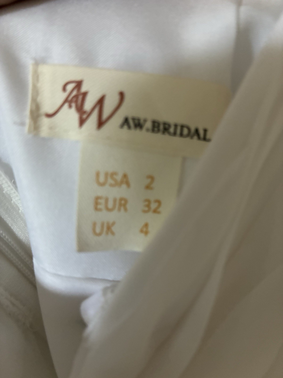 White gown Halter Neck Sleeveless Column/Sheath Full-Length Dress 2