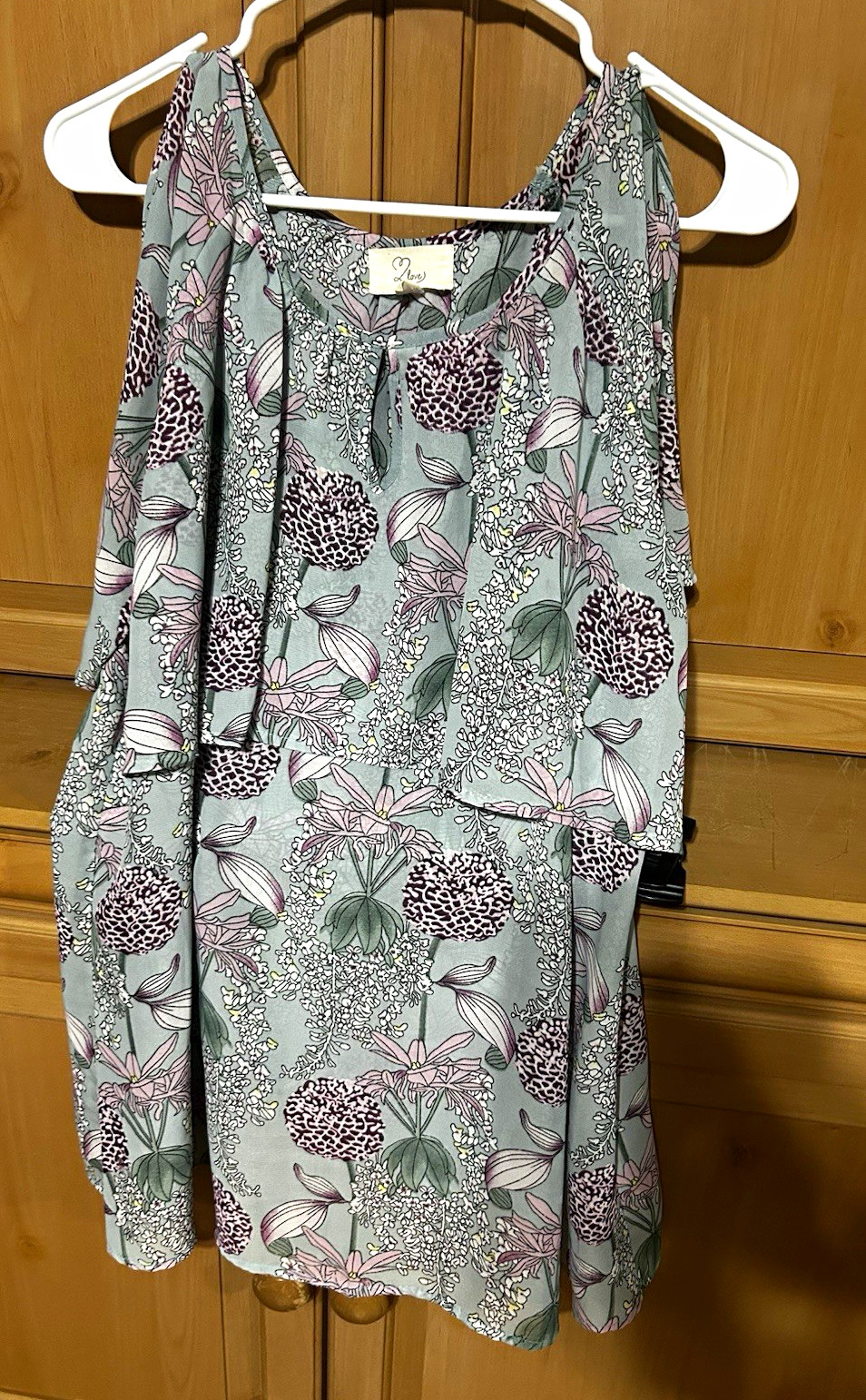 2 Love Floral Blouse Sage Green Pink Tiered Layered Ruffle Peasant Top Size L