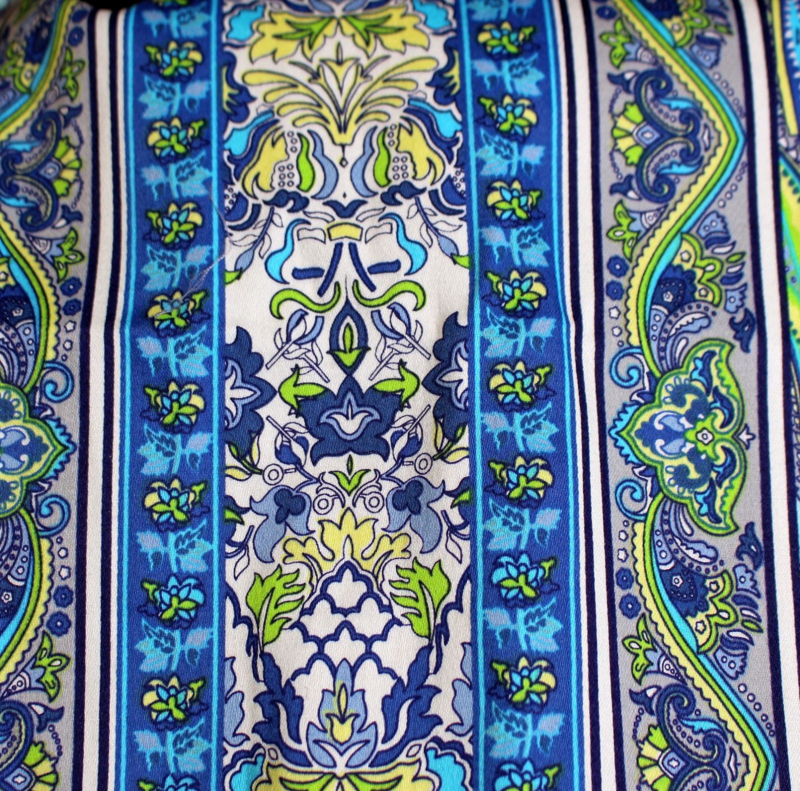 London Times Sleeveless, Blue & Multicolor Paisley Dress, Sz 8, 28″B, 17.5″W