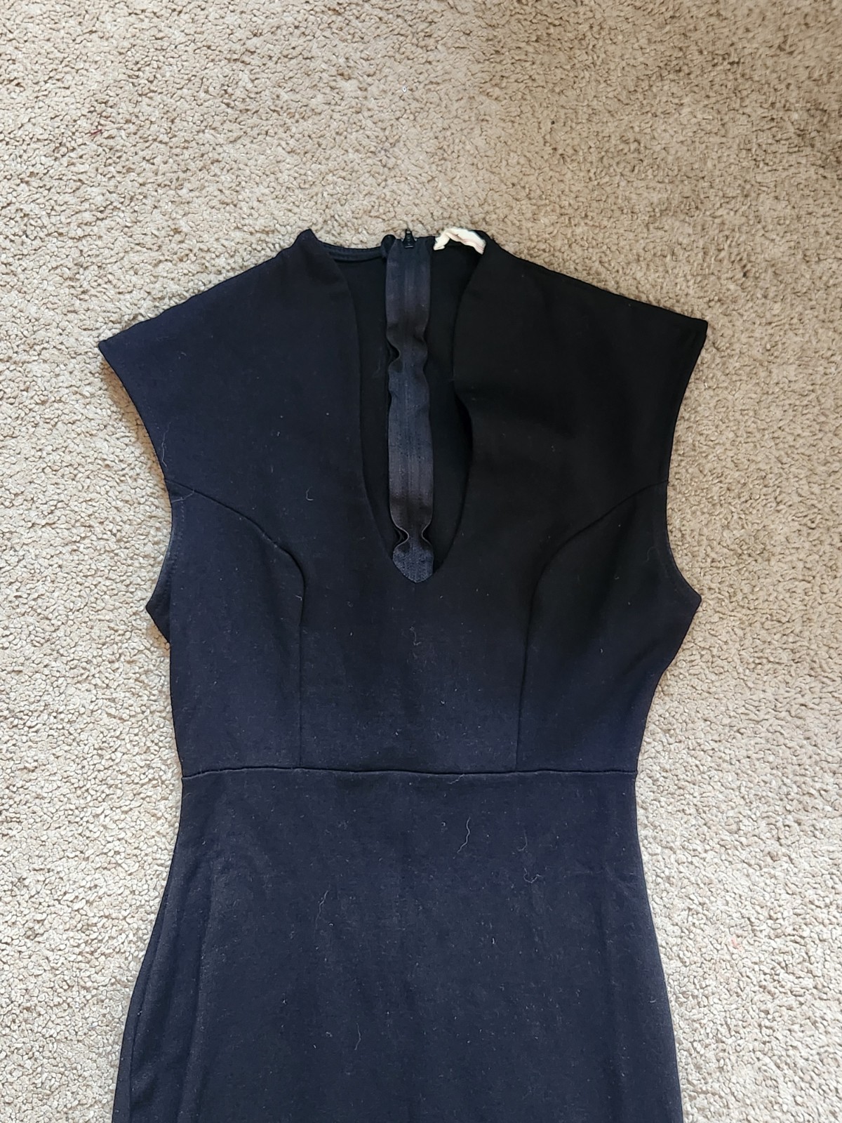 Love Culture Black Knit Form Fitting Sheath Midi Dress V-Neck Sleeveless Size S